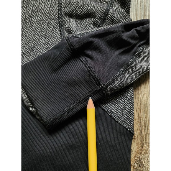 Lululemon Jacket Daily Practice Women's Size 6 Pique Black White Yoga Full Zip - Picture 9 of 9